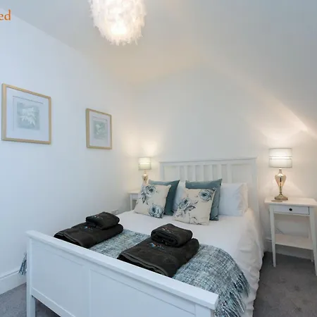 Light And Spacious Three Bedroom House In Margate Close To Beach And Amenities Esterno foto